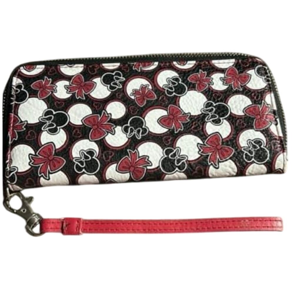 Disney Parks Exclusive Minnie Mouse Loves Dots Polka Dot Hearts Bows Wristlet